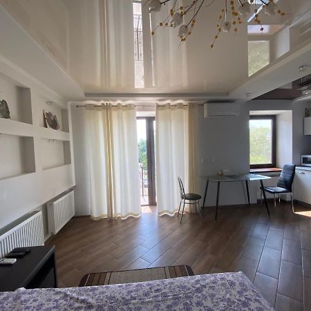 1-room Studio center Cherkasy Exterior foto