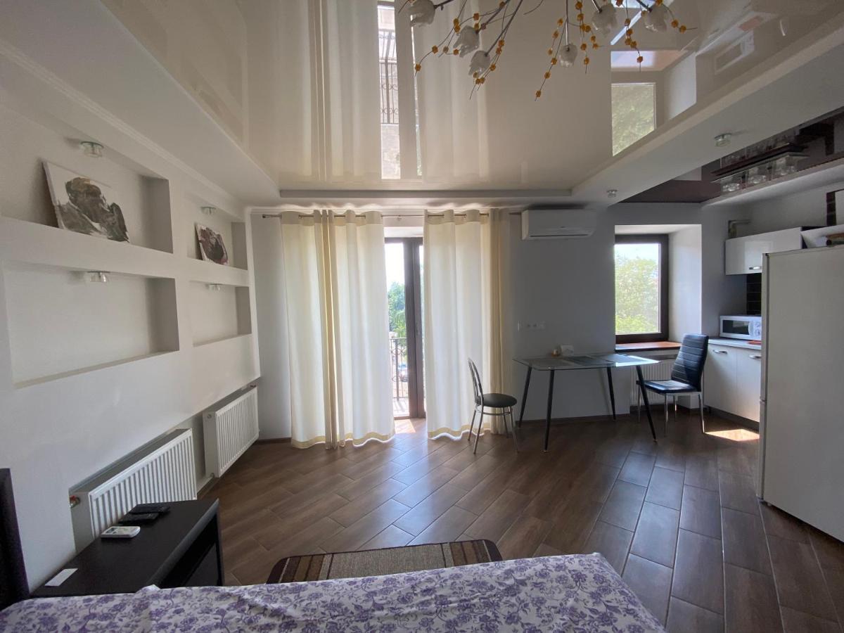 1-room Studio center Cherkasy Exterior foto